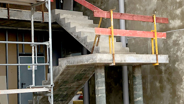 Bautagebuch – Die Treppe ist ausgeschaltet